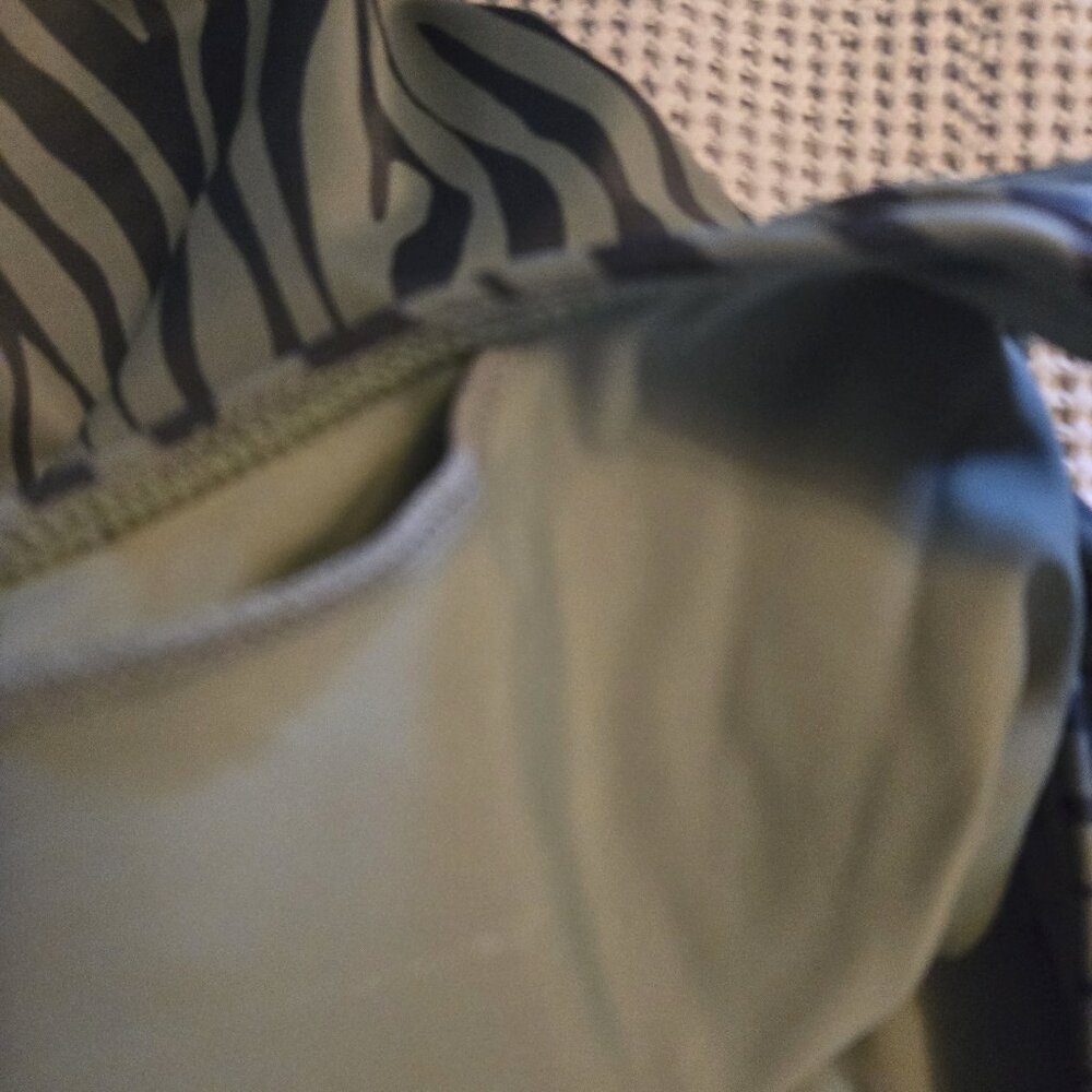 Ruby Ribbon Sport Tank - Picture 4 of 4